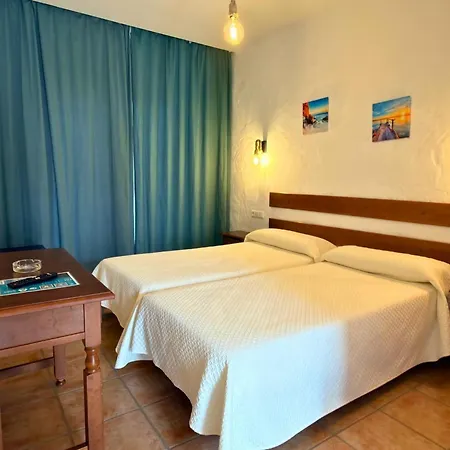 Hotel Oasis Atalaya-3