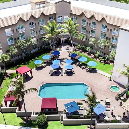 Holiday Inn Express & Suites Naples Downtown - 5Th Avenue By Ihg-2