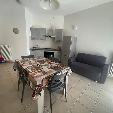 Apartament 2 Bedroom With One Bathroom And Penthouse Apartament 3 Bedroom And 2 Bathroom Included With Umbrella And Sunbeds-2