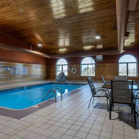 Miles City Hotel & Suites-3