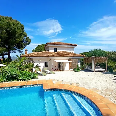 B&B Villa Pinos Málaga-3