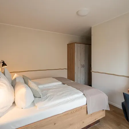Hotel Alter Muschelsaal-2