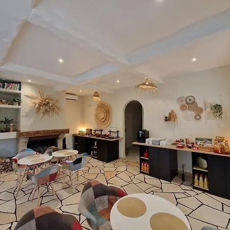 Le Cosy-3