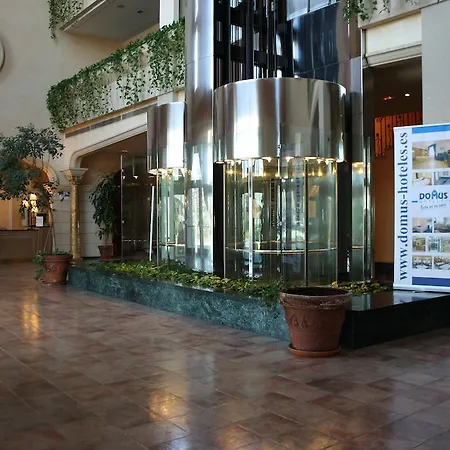 Hotel La Vega-2