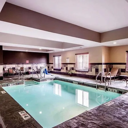 Comfort Inn & Suites Alva-2