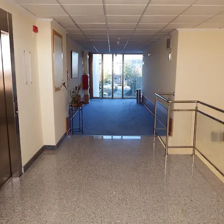Hotel Isur Llerena-3