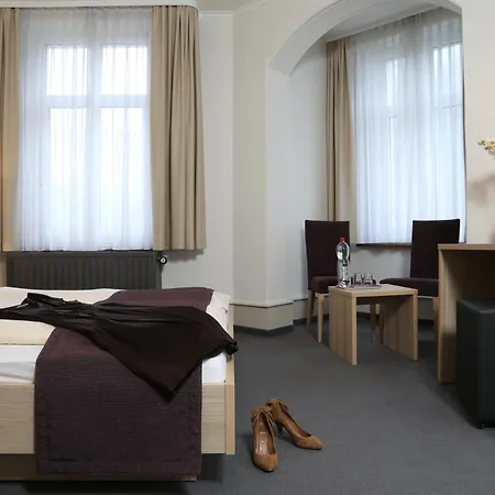 Hotel Loetschberg-2