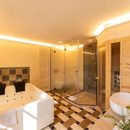 Borgo San Luigi-2