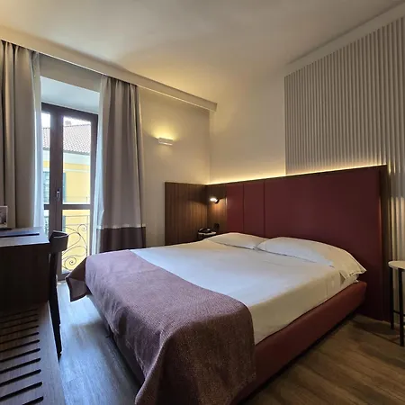 Mokinba Hotels Baviera-3