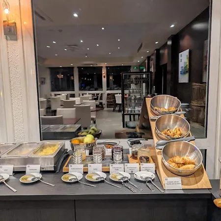 Logis Hotel De La Loire Ancenis - Restaurant Les Bateliers-3