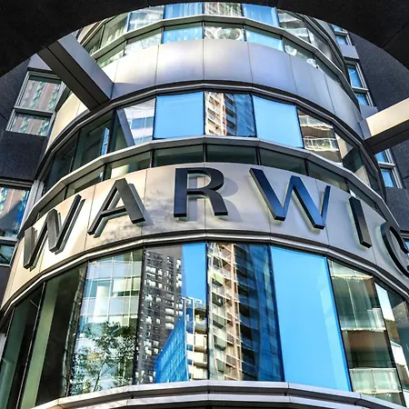 Warwick Le Crystal - Montreal-2