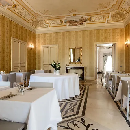 Villa Del Lauro-2