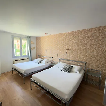 Brit Hotel Dijon Centre Gare-3