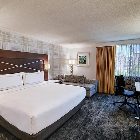Doubletree By Hilton Madison Downtown-3