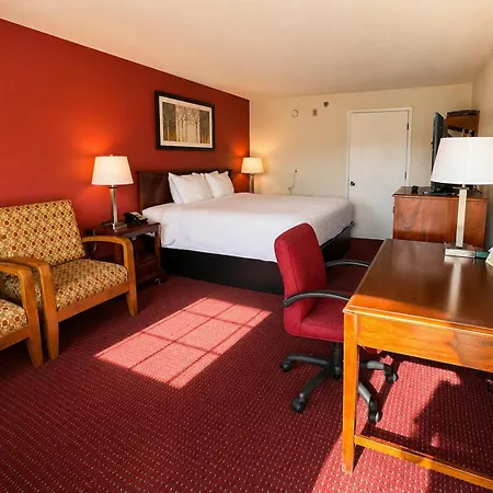 Carriage House Inn-3