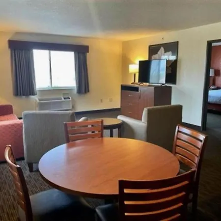 Quality Inn Petoskey-2