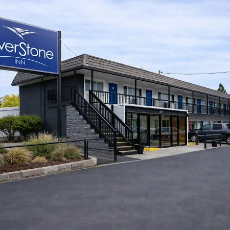 Silverstone Inn North Spokane-3