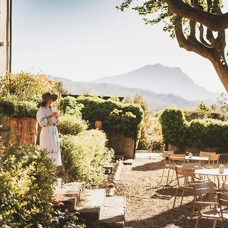 Les Lodges Sainte-Victoire Hotel&Spa-3