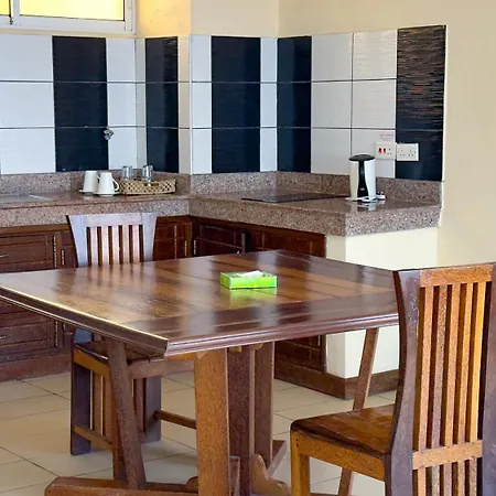Cityblue Creekside Hotel & Suites-3