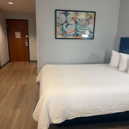 Microtel Inn & Suites By Wyndham-2