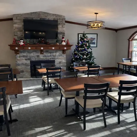 Fireside Inn And Suites-3