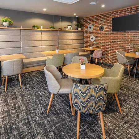 Point A Hotel London Paddington-3