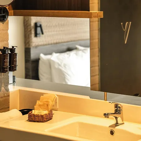 V Grand Hotel, A Member Of Radisson Individuals-3