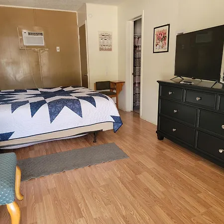 Canton Motel-2