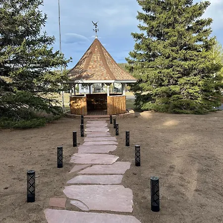 Columbine Inn (Adults Only)-3