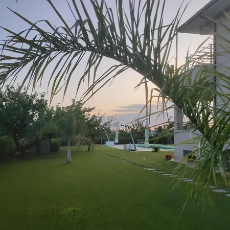 Villa Lauro Luxury B&B-2