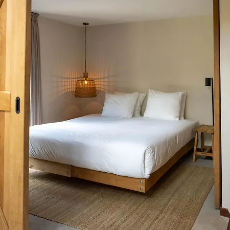 Van Heeckeren Apartments&Suites Buren-3