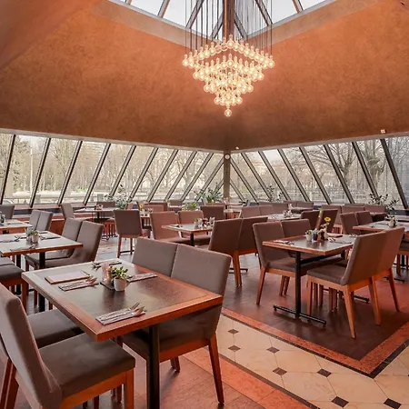 Radisson Blu Ridzene Hotel, Riga-2