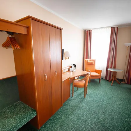 Hotel Weisses Lamm-2