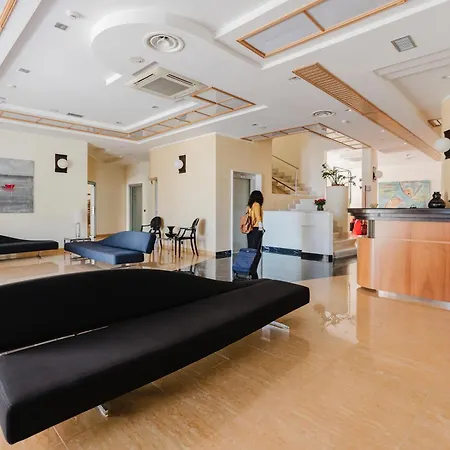 Cerri Hotel-2