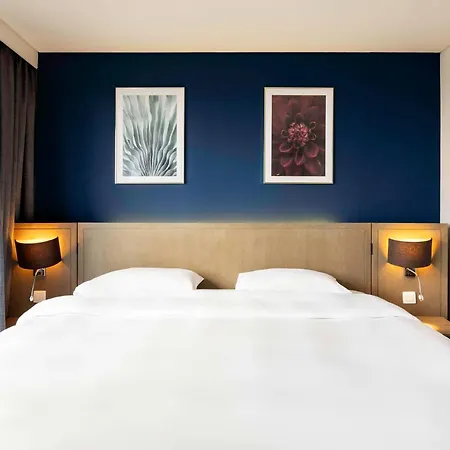 Park Inn By Radisson Antwerp City Centre-3