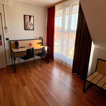 Ibis Hotel Nuernberg Altstadt-3
