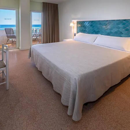 Caprici Beach Hotel & Spa-3