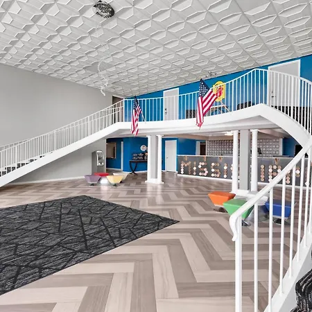 Super 8 By Wyndham Biloxi At The Beach-2