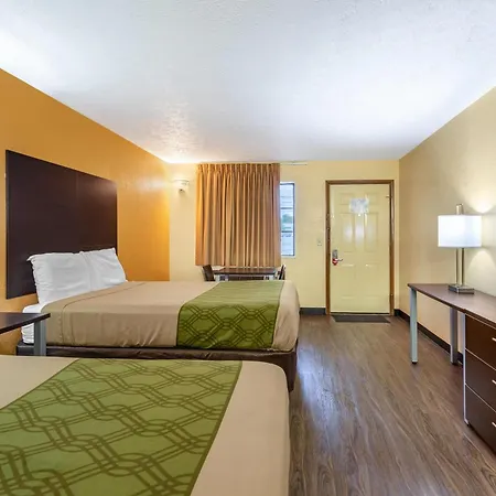 Econo Lodge Nashville North-3