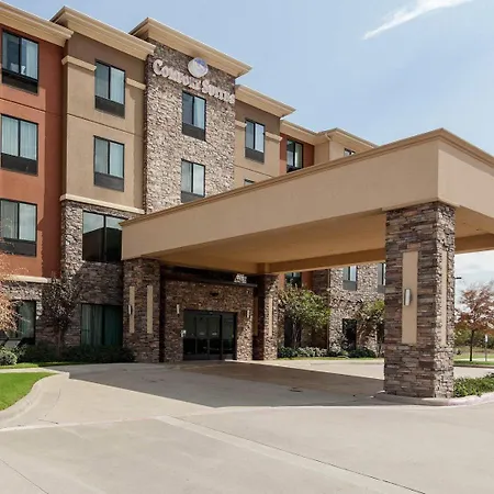 Comfort Suites Greenville-2