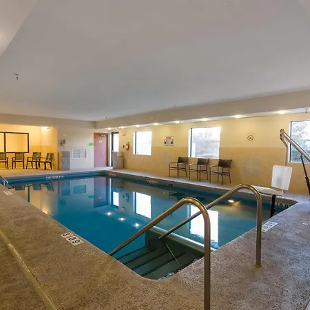 Holiday Inn Express Hotel & Suites Edmond By Ihg-2