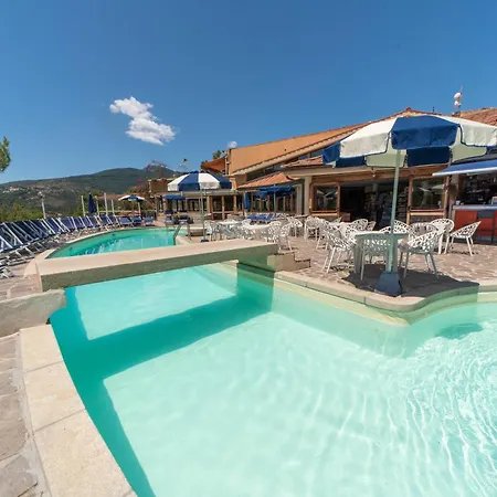 Hotel Marina 2-3