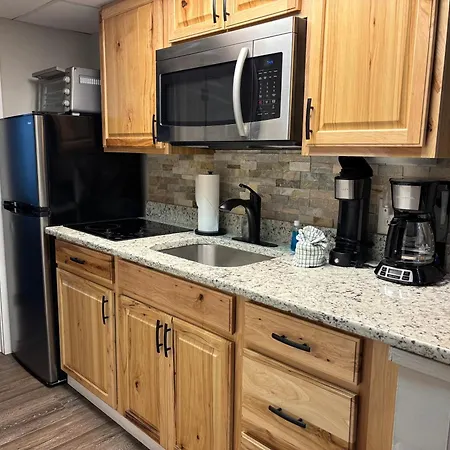 Oak Square Rentals-3