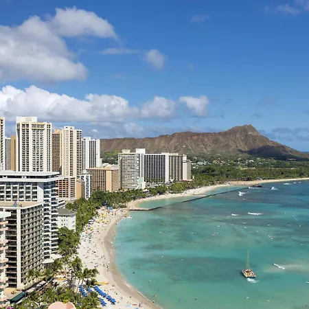 Hyatt Regency Waikiki Beach Resort & Spa-2