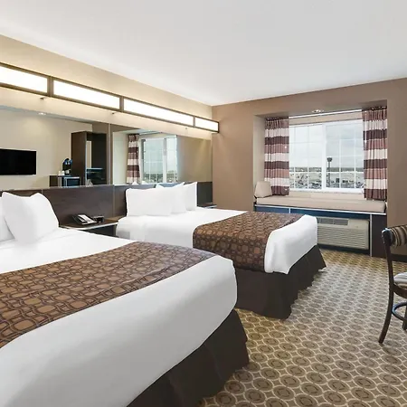 Microtel Inn & Suites By Wyndham Williston-3