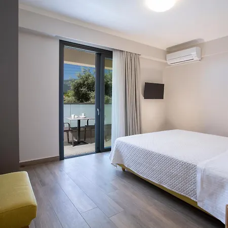 Zisis Suites-2