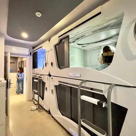 Atypicap Capsule Hostel-3