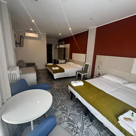 Hotel Vintage Milano Centrale-3