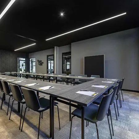 ibis Styles Friedrichshafen-2