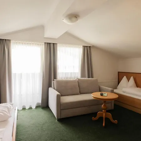 Hotel Martini Kaprun Including Free Parking And Zell Am See-Kaprun Summer Card-3